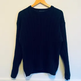 Black Sweater | M