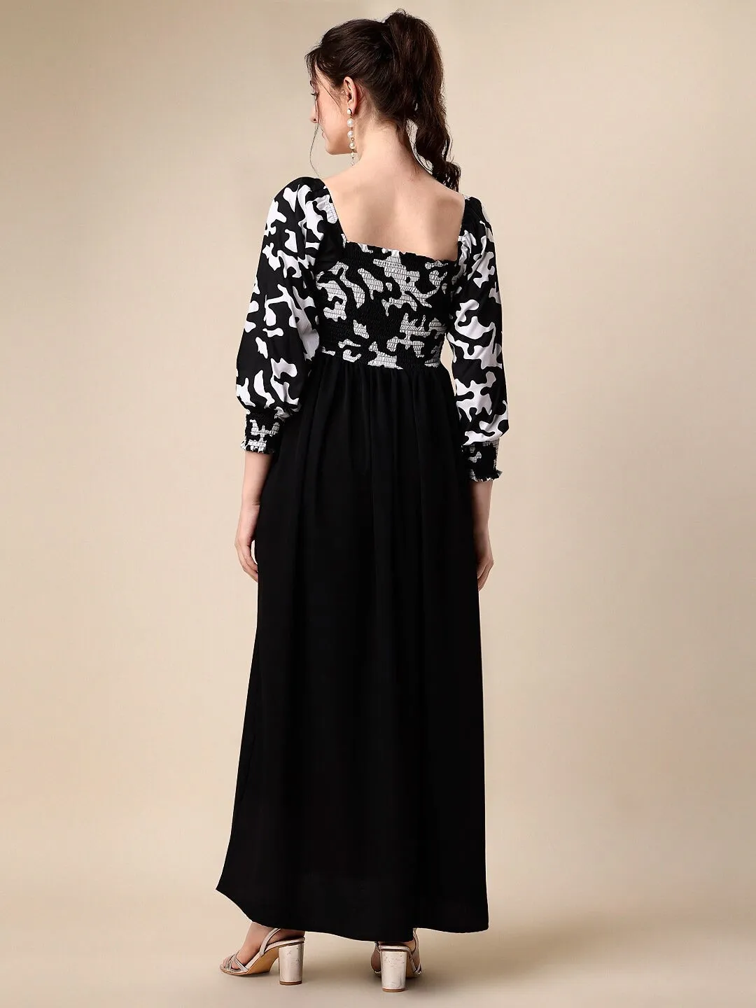 Chic Black Abstract Maxi Dress