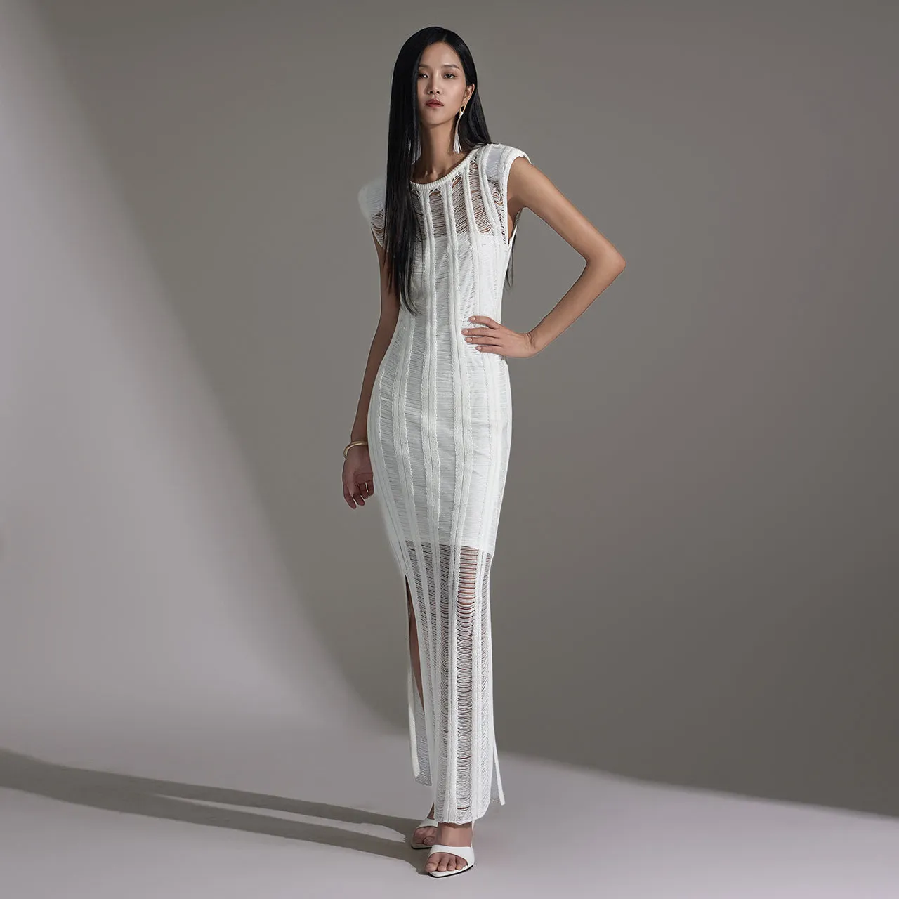 D9478 Distressed Dress