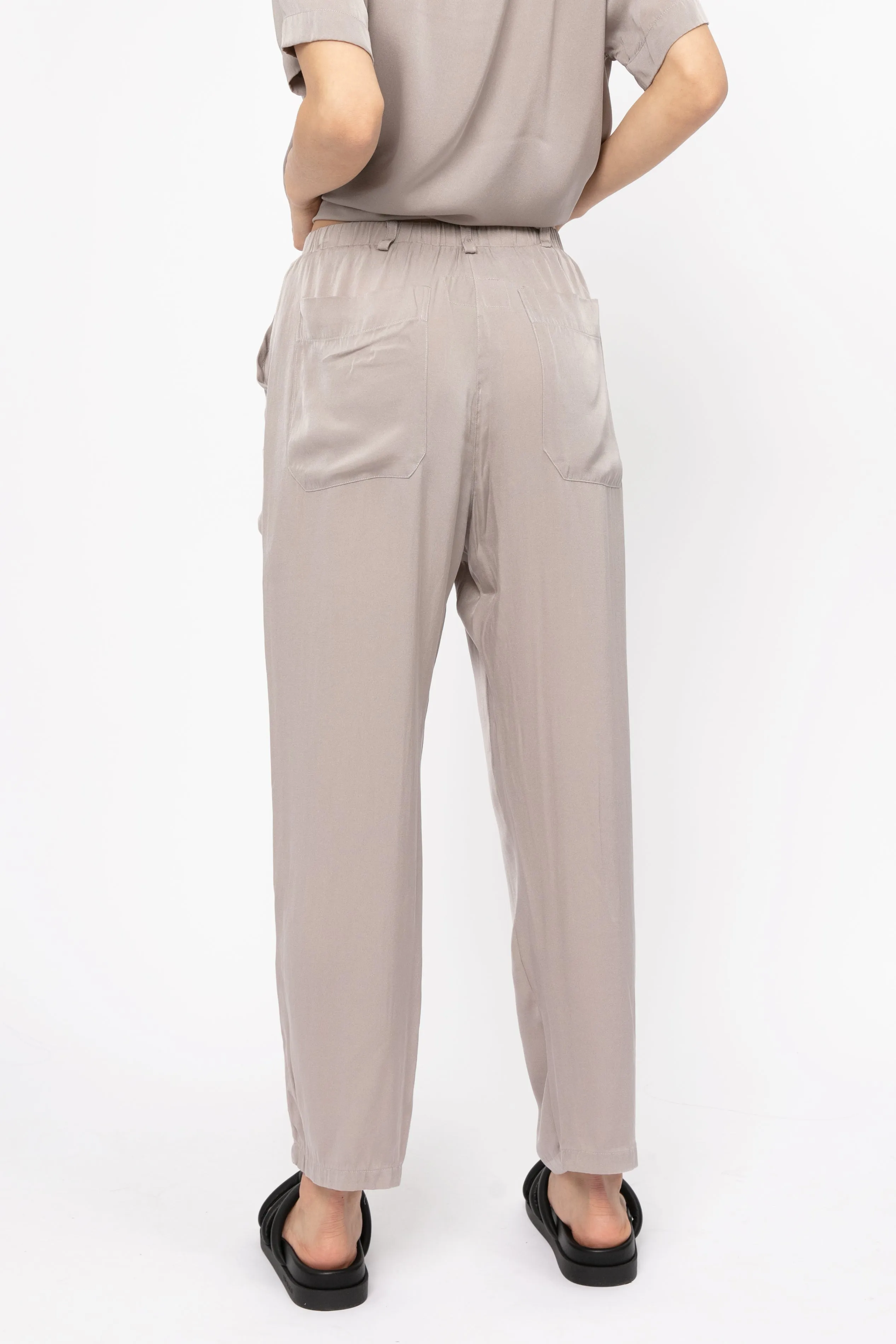 Silk Crop Pant in Greige